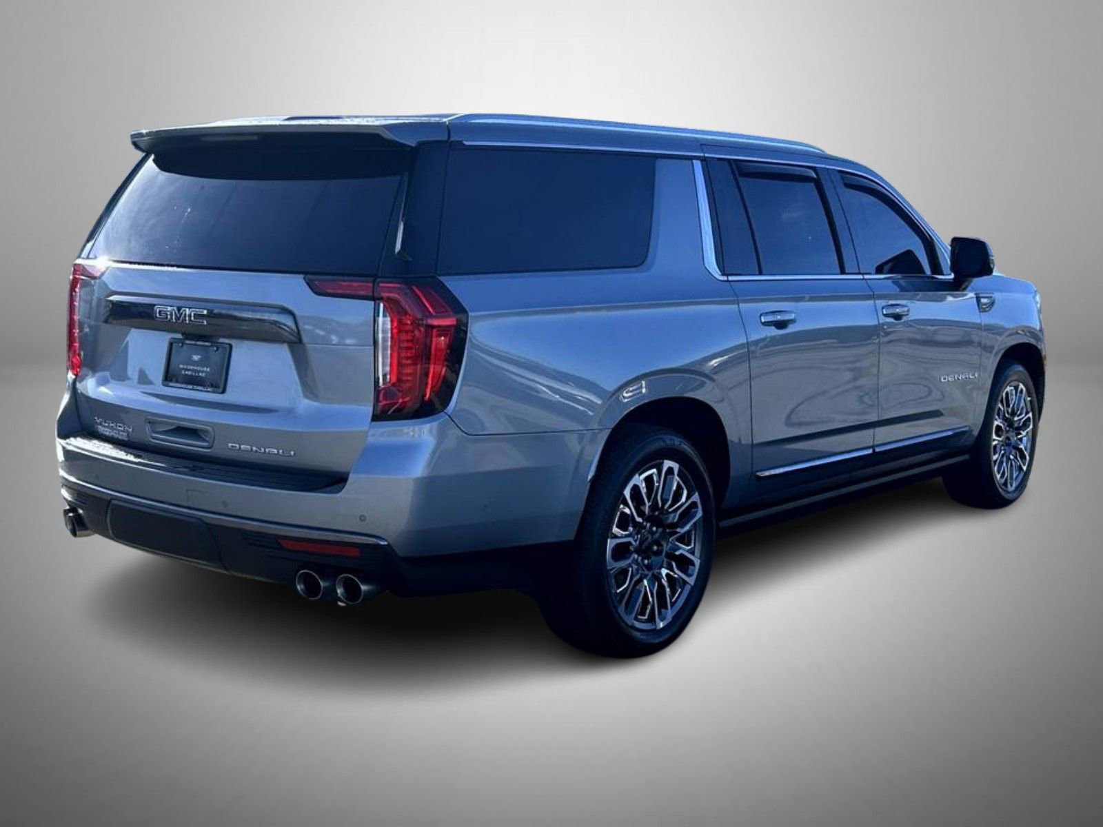 Used 2024 GMC Yukon XL Denali Ultimate image 5