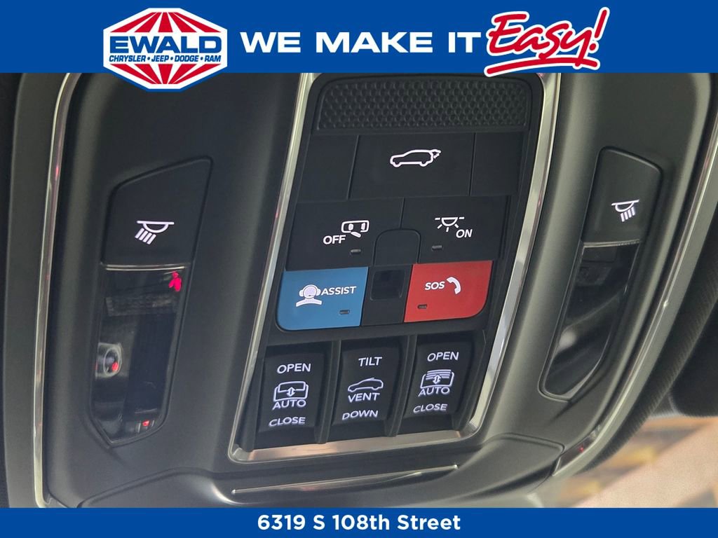 New 2025 Jeep Grand Cherokee Limited image 12