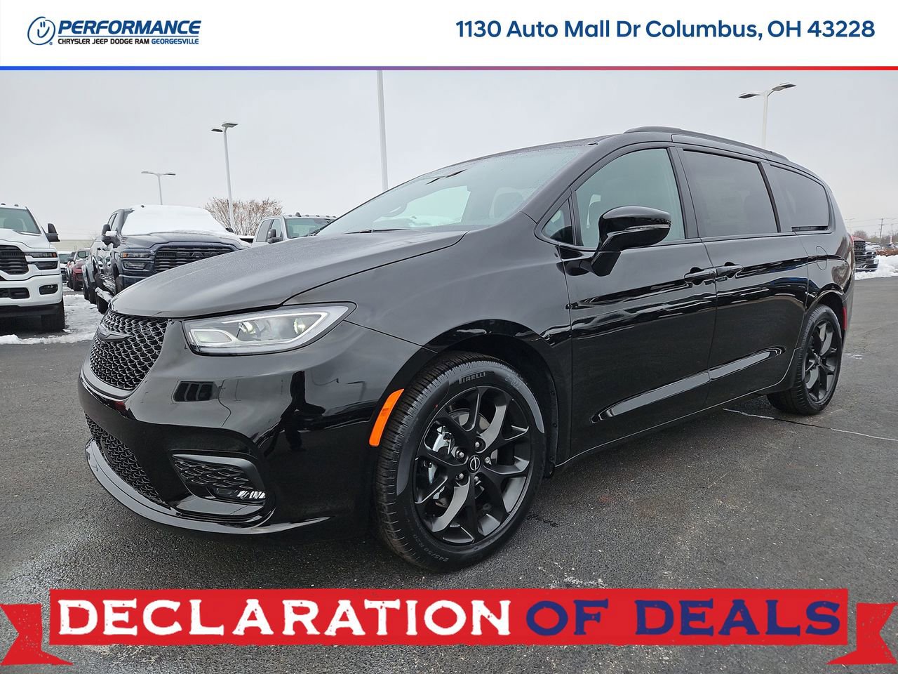 New 2026 Chrysler Pacifica Select image 3