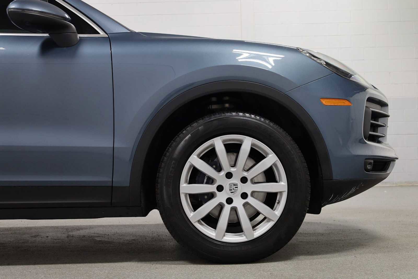 Used 2019 Porsche Cayenne AWD/4WD image 11