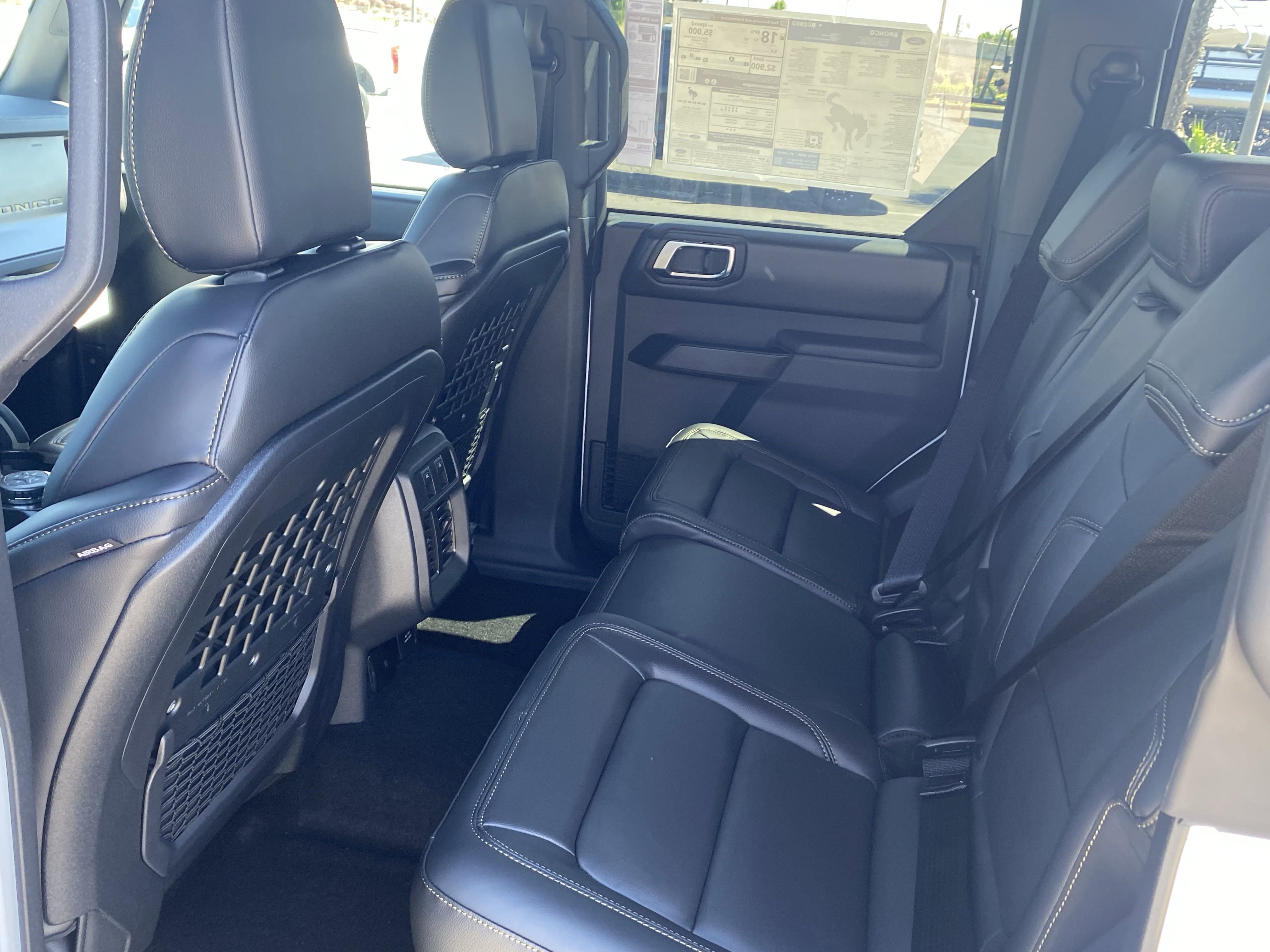 New 2025 Ford Bronco Badlands image 12