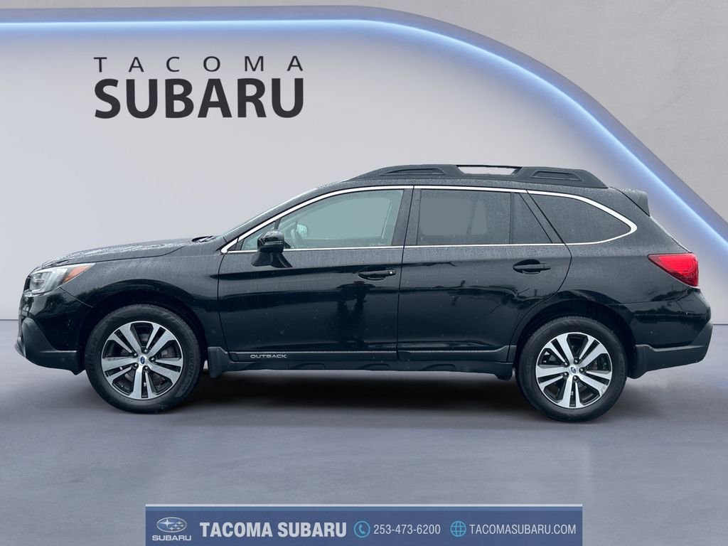 Used 2018 Subaru Outback 2.5i Limited image 2