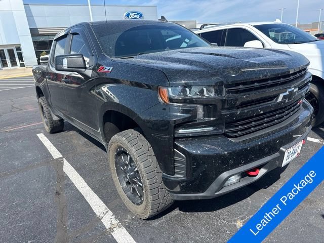 Used 2022 Chevrolet Silverado 1500 LT Trail Boss w/ LT Trail Boss Premium Package AWD/4WD image 3