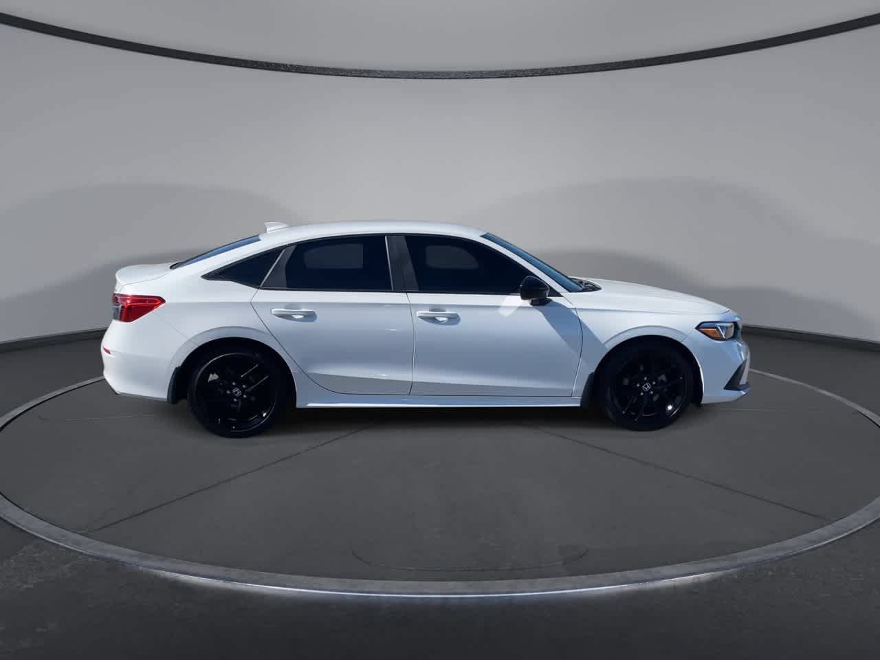 Used 2024 Honda Civic Sport image 2
