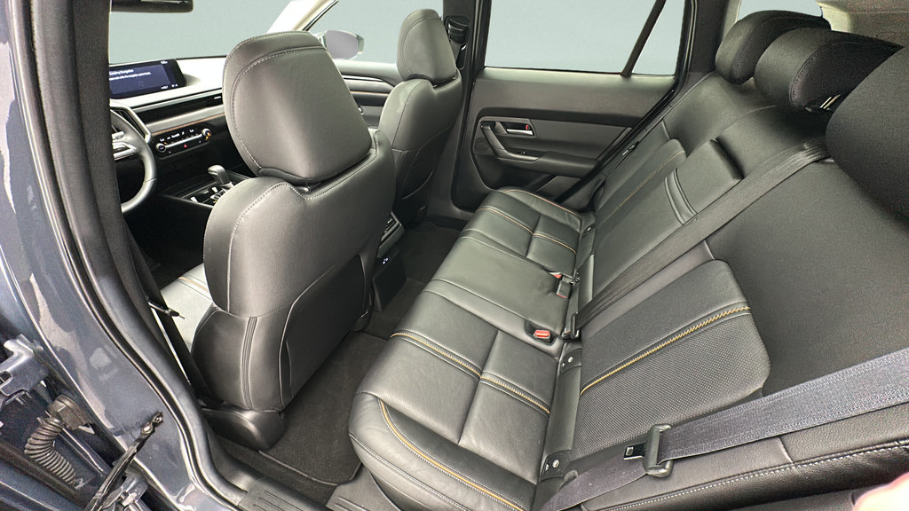 Used 2025 MAZDA CX-50 AWD 2.5 Hybrid w/ Premium Pkg image 10