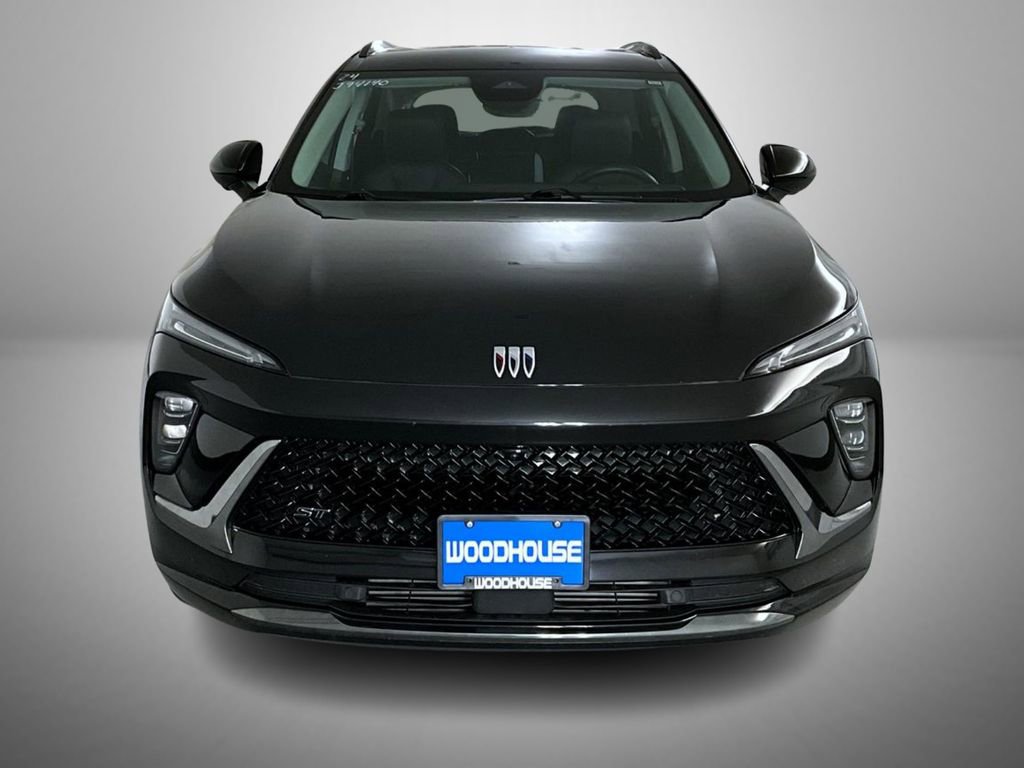 Used 2024 Buick Envision Sport Touring image 2