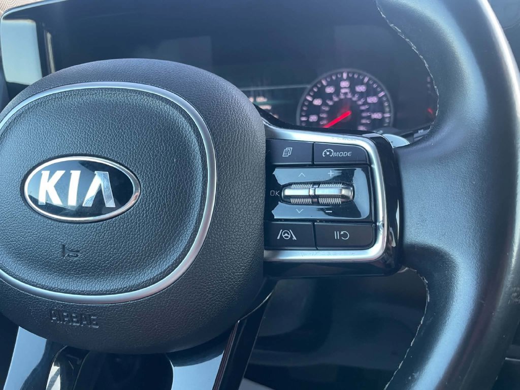 Used 2021 Kia Sorento S FWD image 13