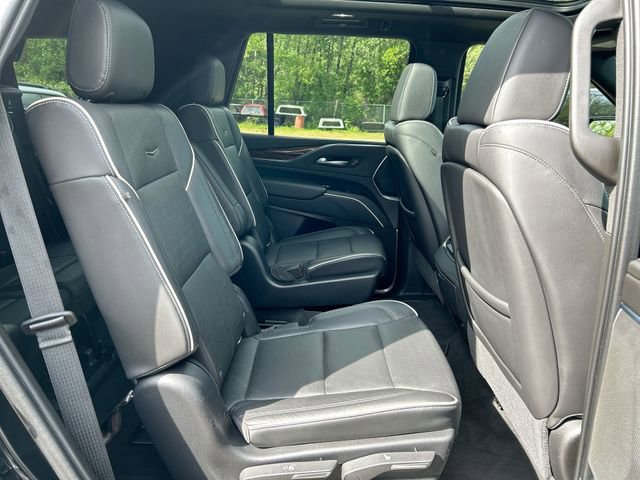 Used 2021 Cadillac Escalade Premium Luxury w/ Driver Assist Tech Package AWD/4WD image 27