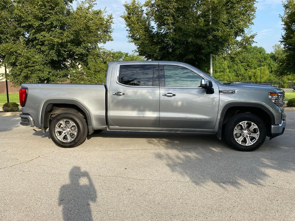 Used 2025 GMC Sierra 1500 SLT AWD/4WD image 9