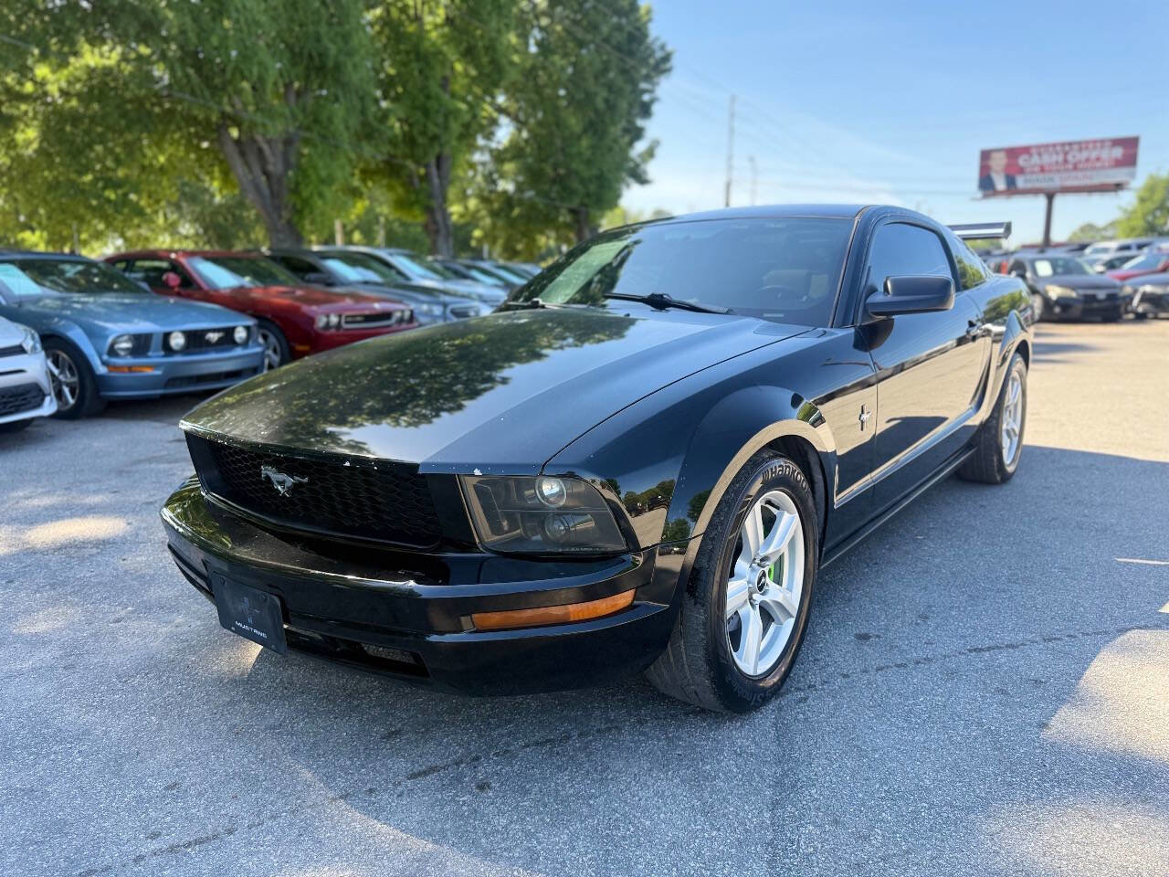 Used 2006 Ford Mustang Coupe RWD image 1