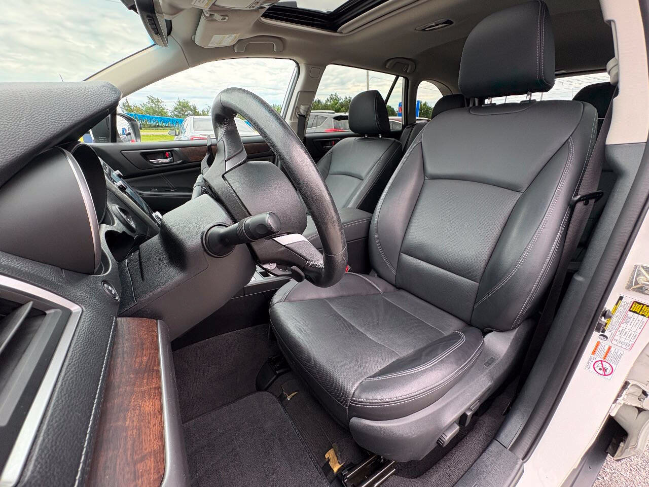 Used 2019 Subaru Outback 2.5i Limited AWD/4WD image 22