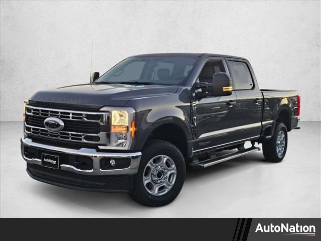 New 2026 Ford F250 XLT w/ FX4 Off-Road Package