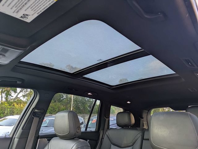 Certified 2023 Cadillac XT6 Premium Luxury FWD image 23