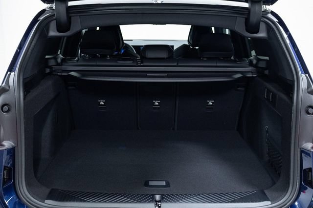 New 2026 BMW X3 xDrive30i w/ Premium Package AWD/4WD image 11
