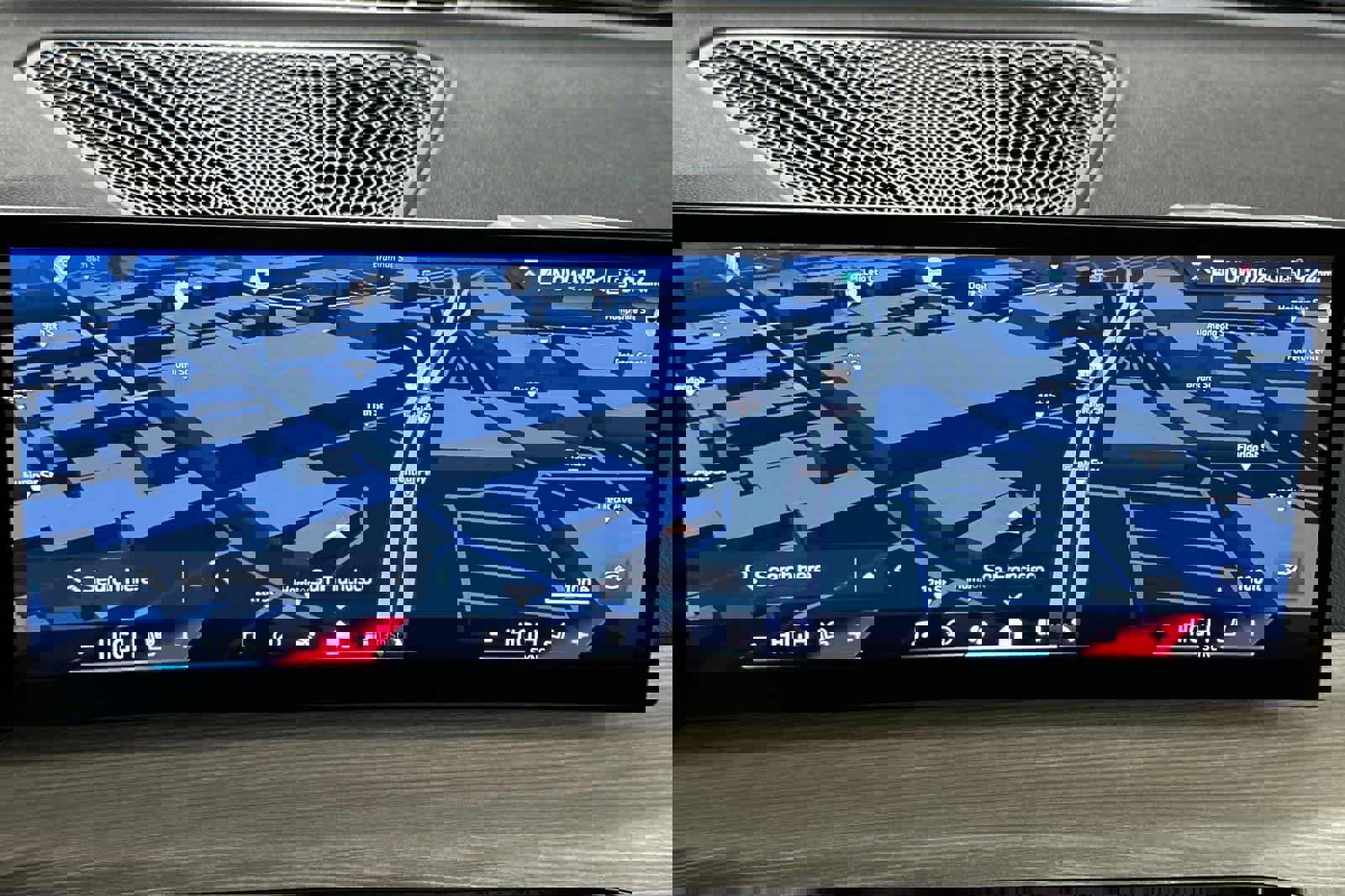 Used 2025 BMW 230i Coupe w/ Premium Package image 18