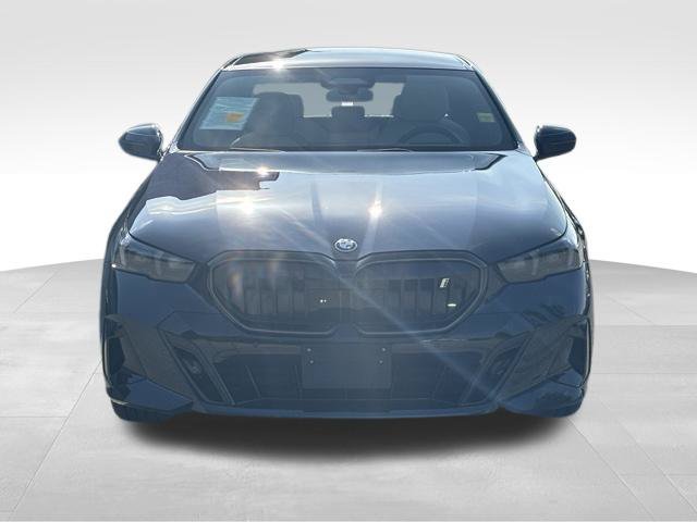 Certified 2026 BMW i5 eDrive40 w/ Executive Package AWD/4WD image 13