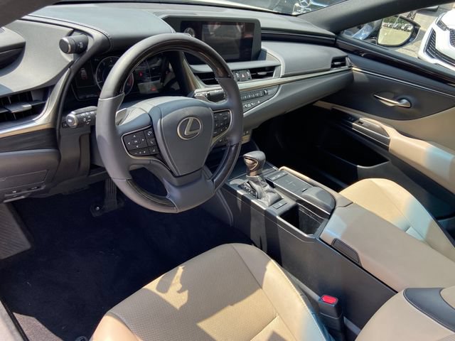 Used 2019 Lexus ES 350 w/ Premium Package FWD image 24