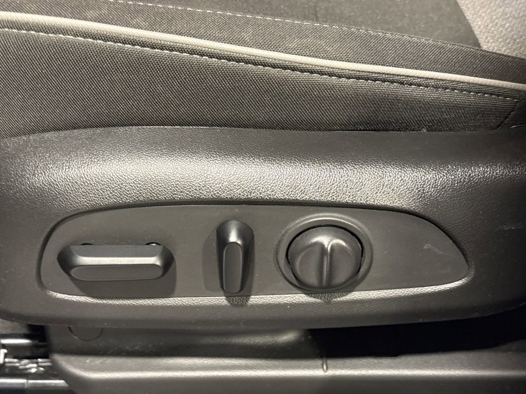 Certified 2021 Chevrolet TrailBlazer LT w/ Convenience Package image 18