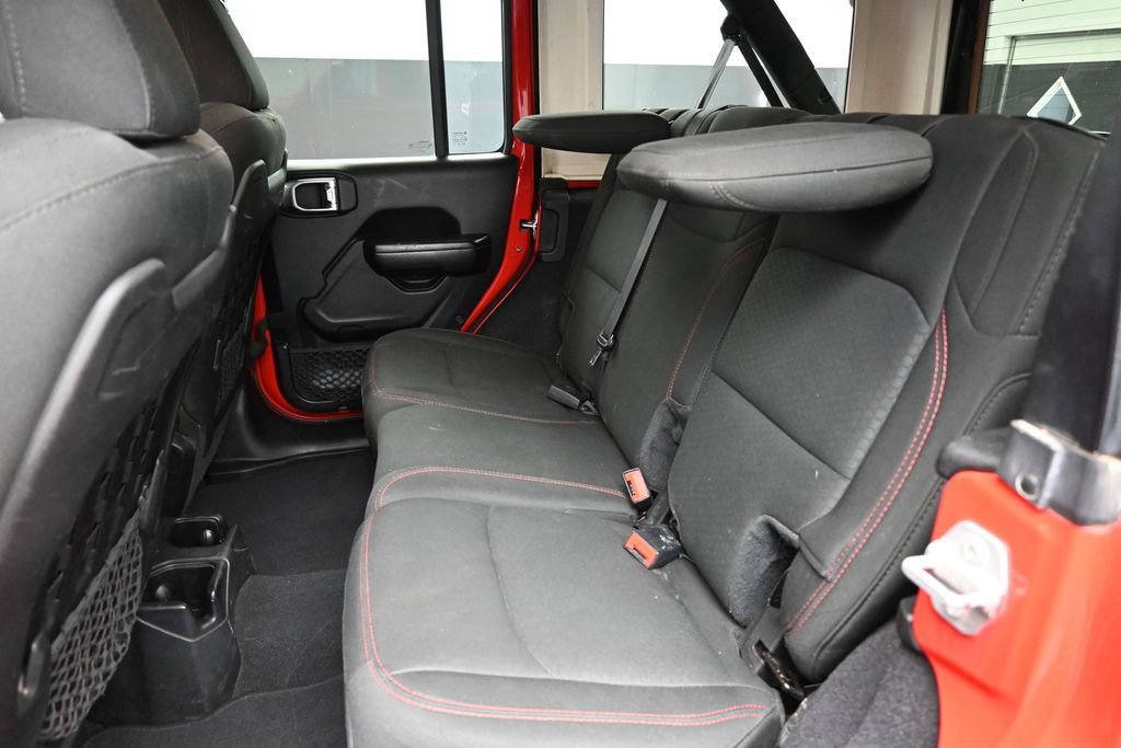 Used 2020 Jeep Wrangler Unlimited Rubicon AWD/4WD image 8