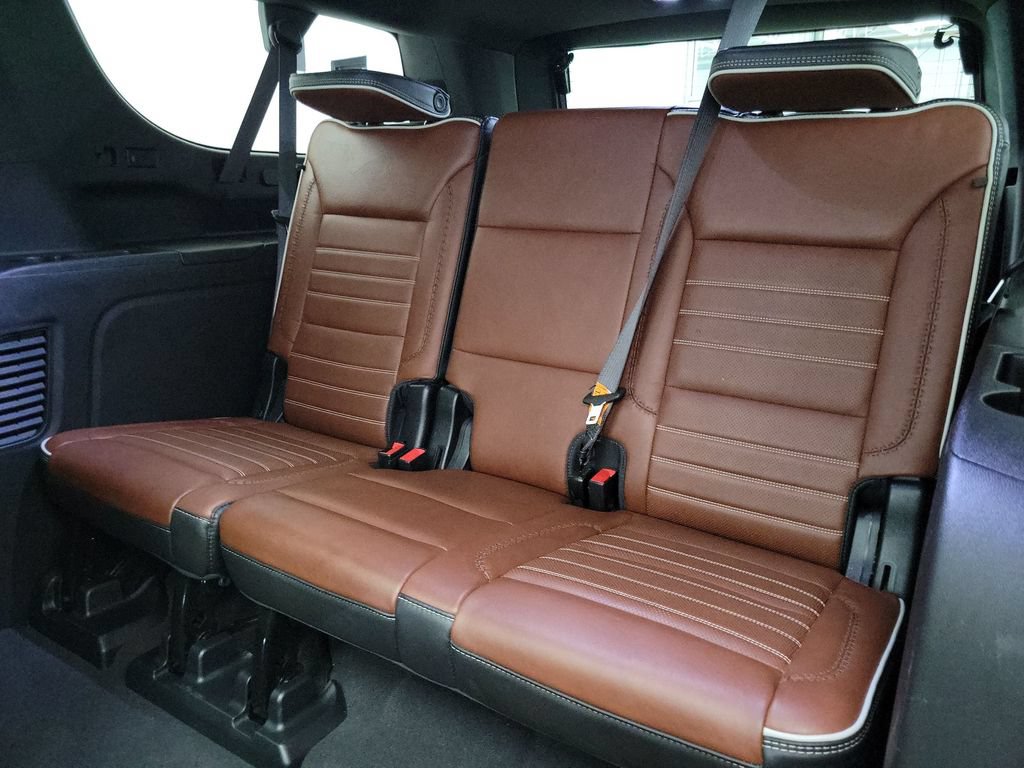 Certified 2023 GMC Yukon XL Denali Ultimate AWD/4WD image 11