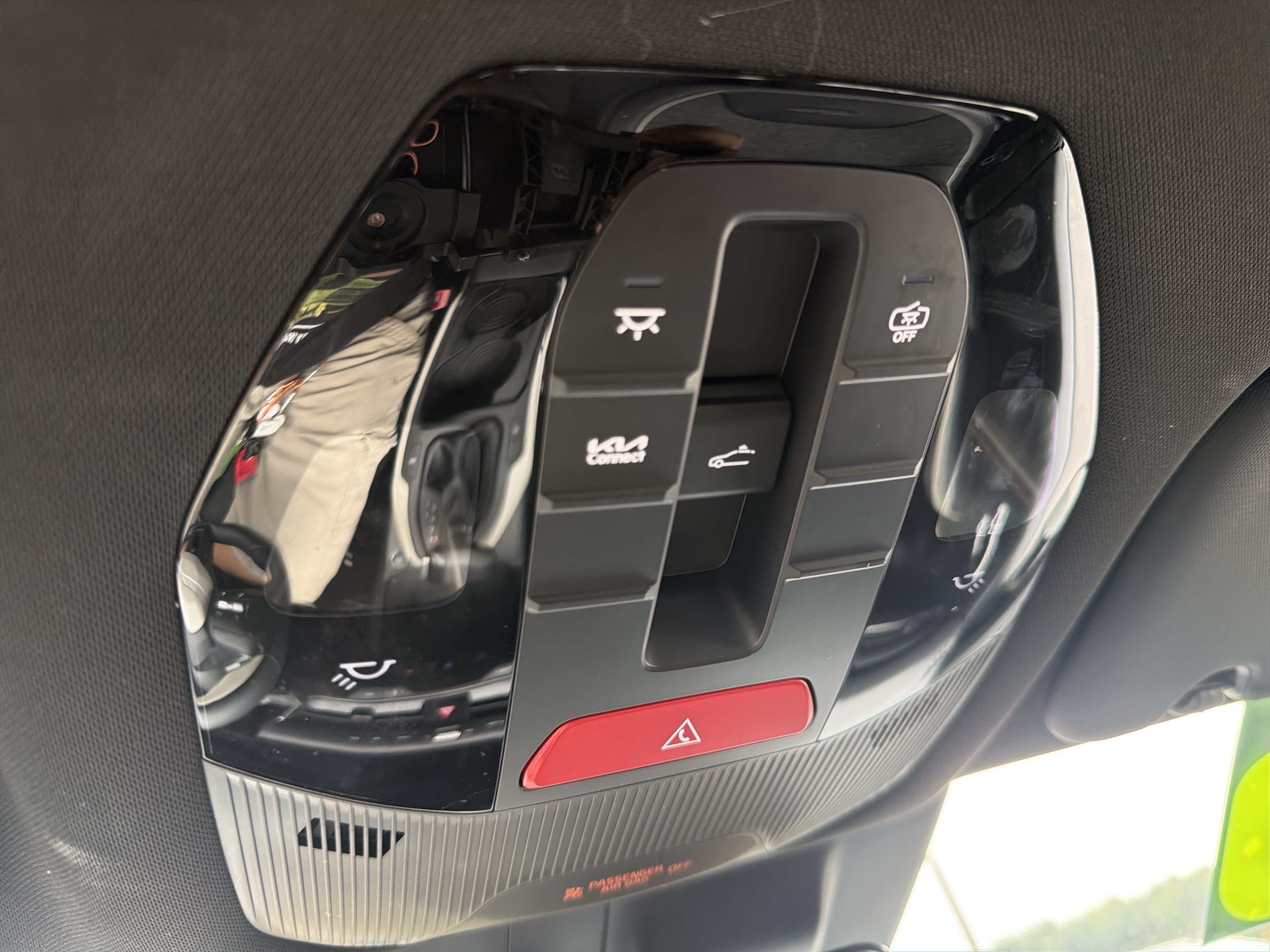 Used 2025 Kia K4 GT-Line w/ GT-Line Sunroof Package FWD image 5
