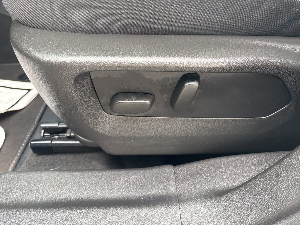 Certified 2023 Buick Envision Essence image 17