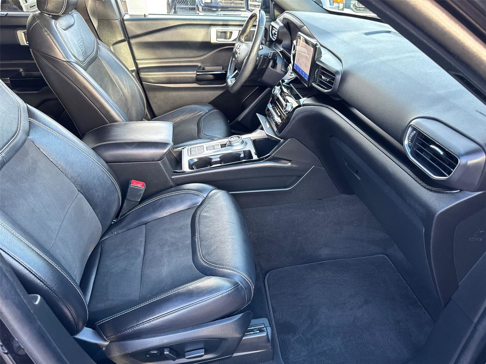 Certified 2023 Ford Explorer ST image 16