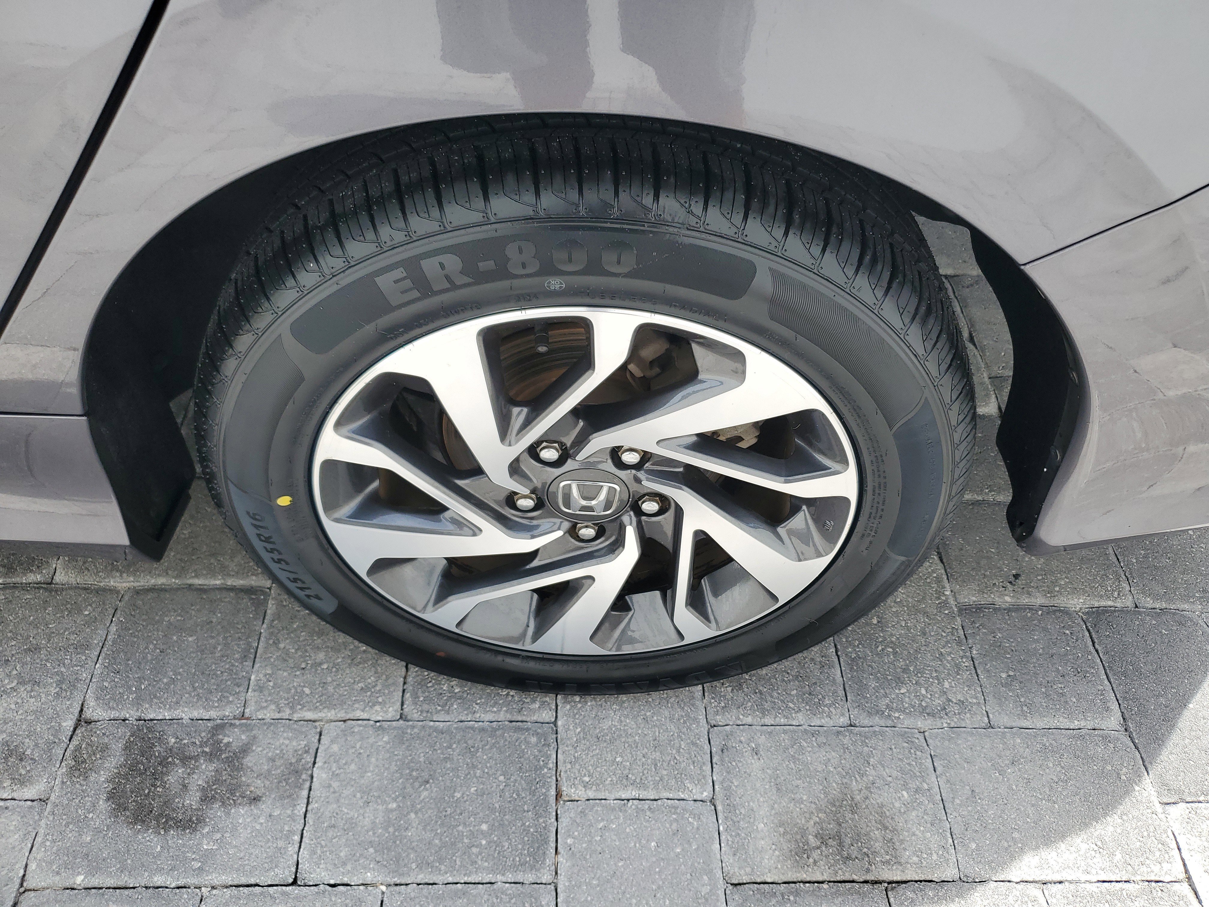 Used 2017 Honda Civic EX image 6