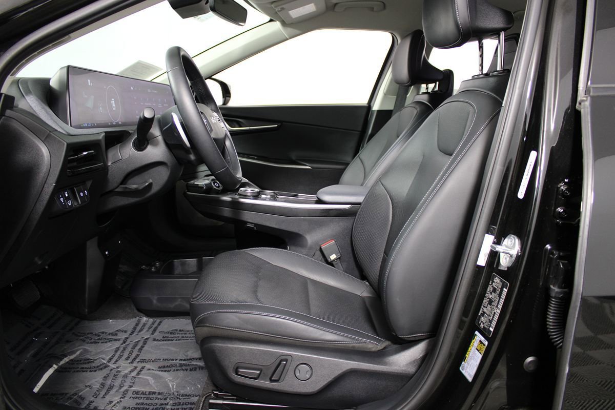 Used 2023 Kia EV6 Wind w/ Wind Technology Package AWD/4WD image 10