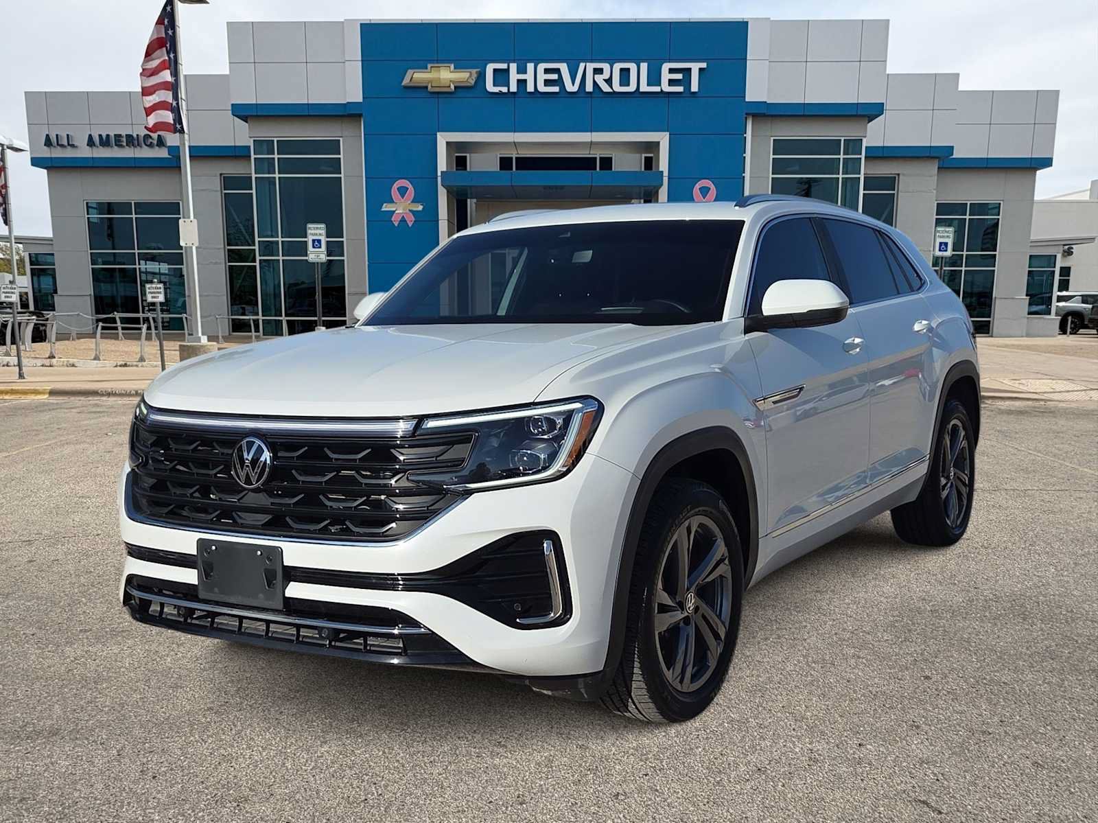 Used 2024 Volkswagen Atlas Cross Sport SEL R-Line