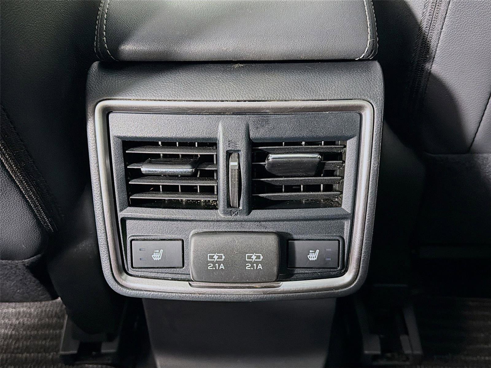 Used 2021 Subaru Forester Touring image 27