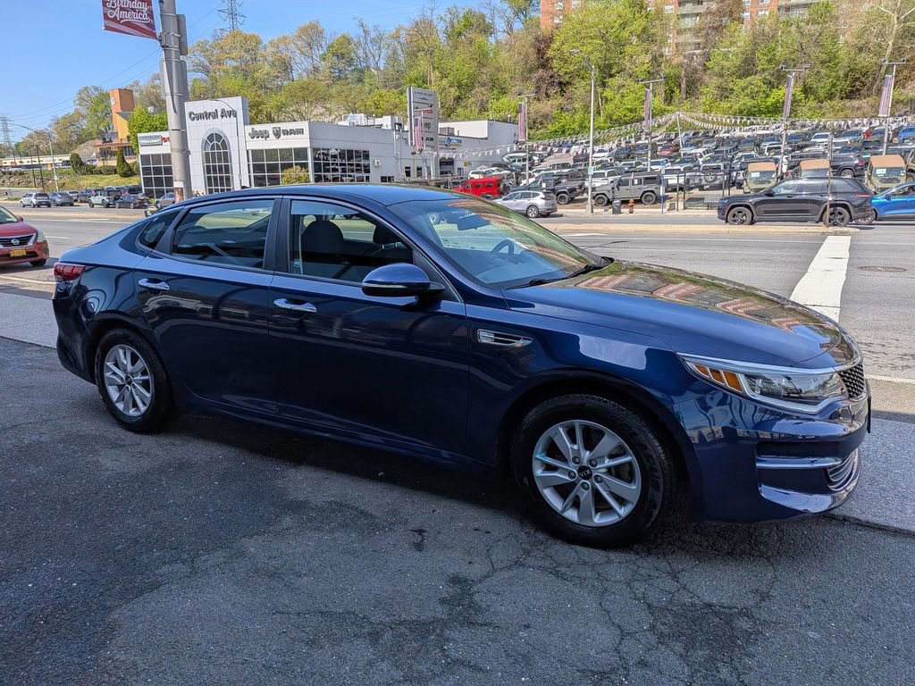 Used 2018 Kia Optima LX FWD image 5