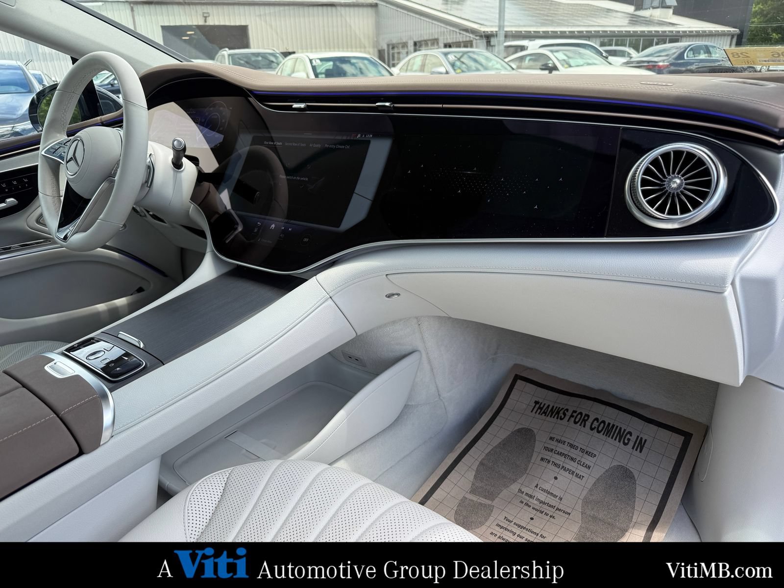 Certified 2022 Mercedes-Benz EQS 580 4MATIC Sedan image 30