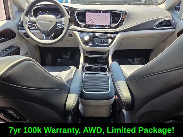 Used 2022 Chrysler Pacifica Limited w/ Uconnect Theater Family Group AWD/4WD image 14