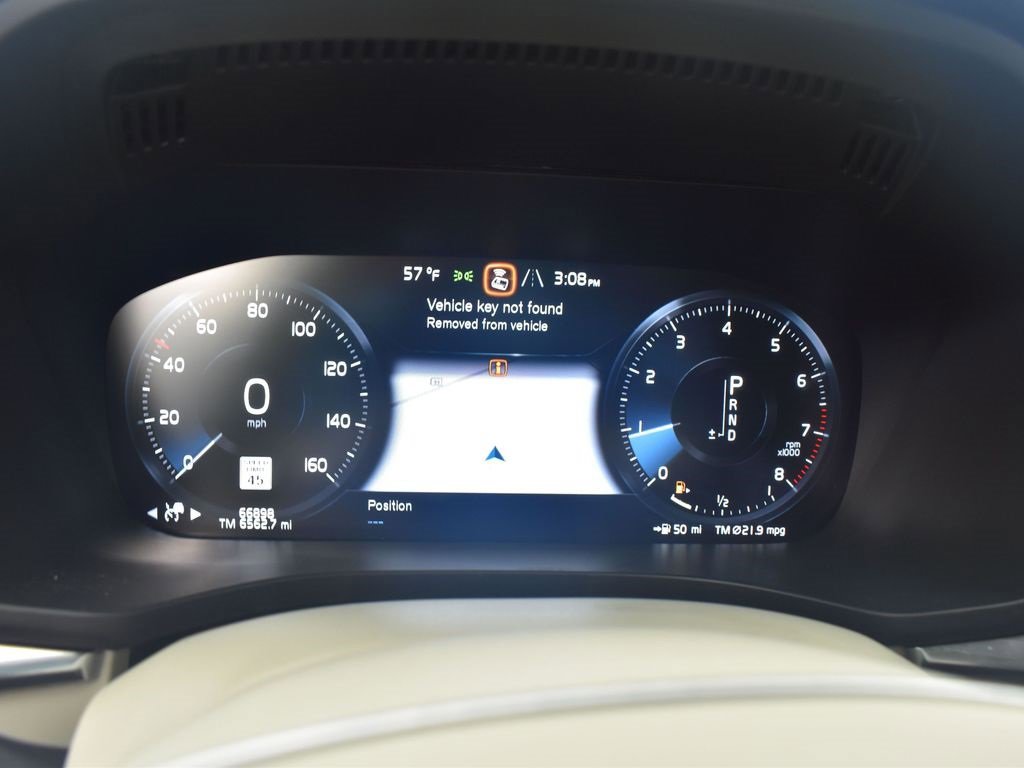 Used 2020 Volvo XC60 T6 Inscription w/ Protection Package Premier image 9