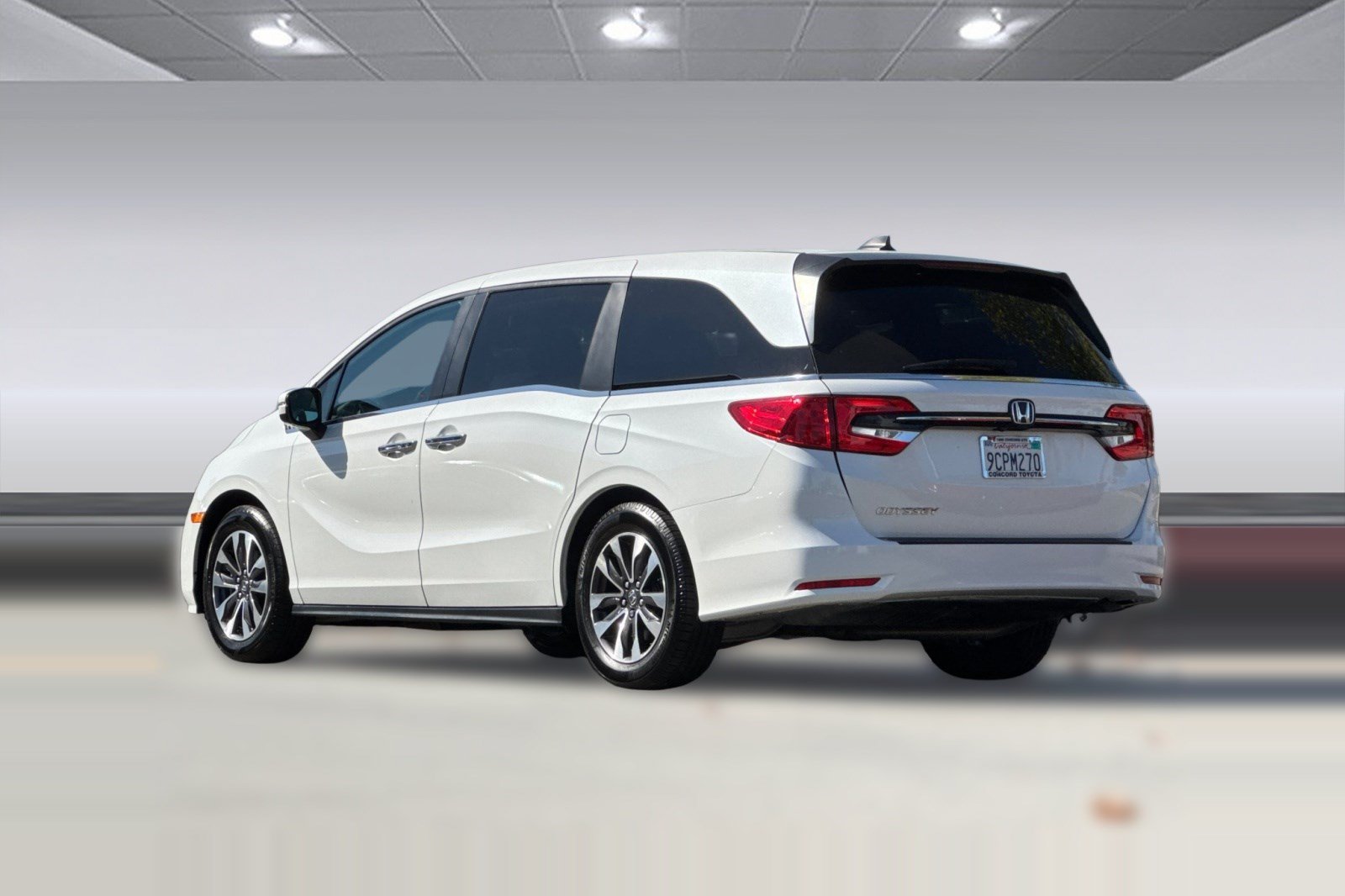 Used 2023 Honda Odyssey EX-L image 3