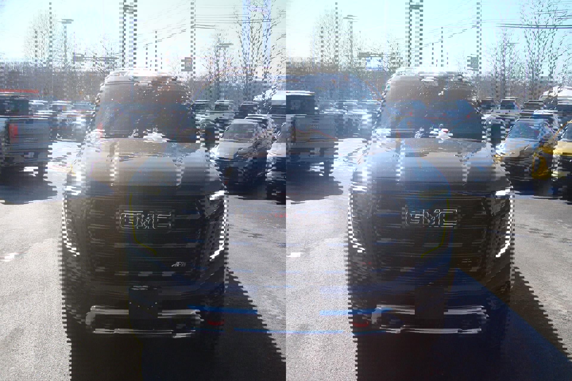 Used 2025 GMC Yukon AT4 Ultimate image 2