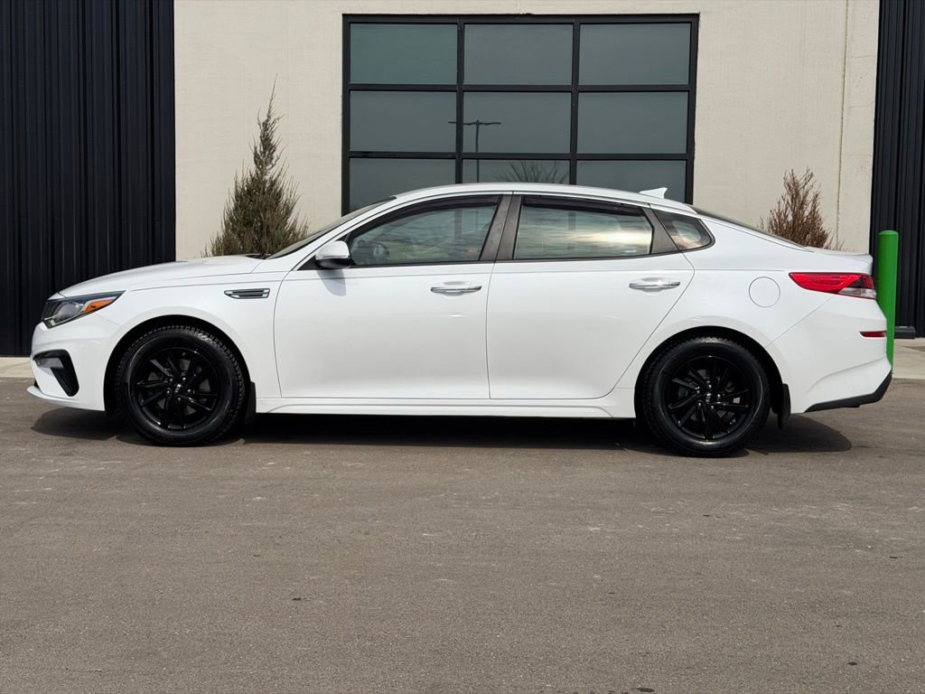 Used 2020 Kia Optima LX image 2