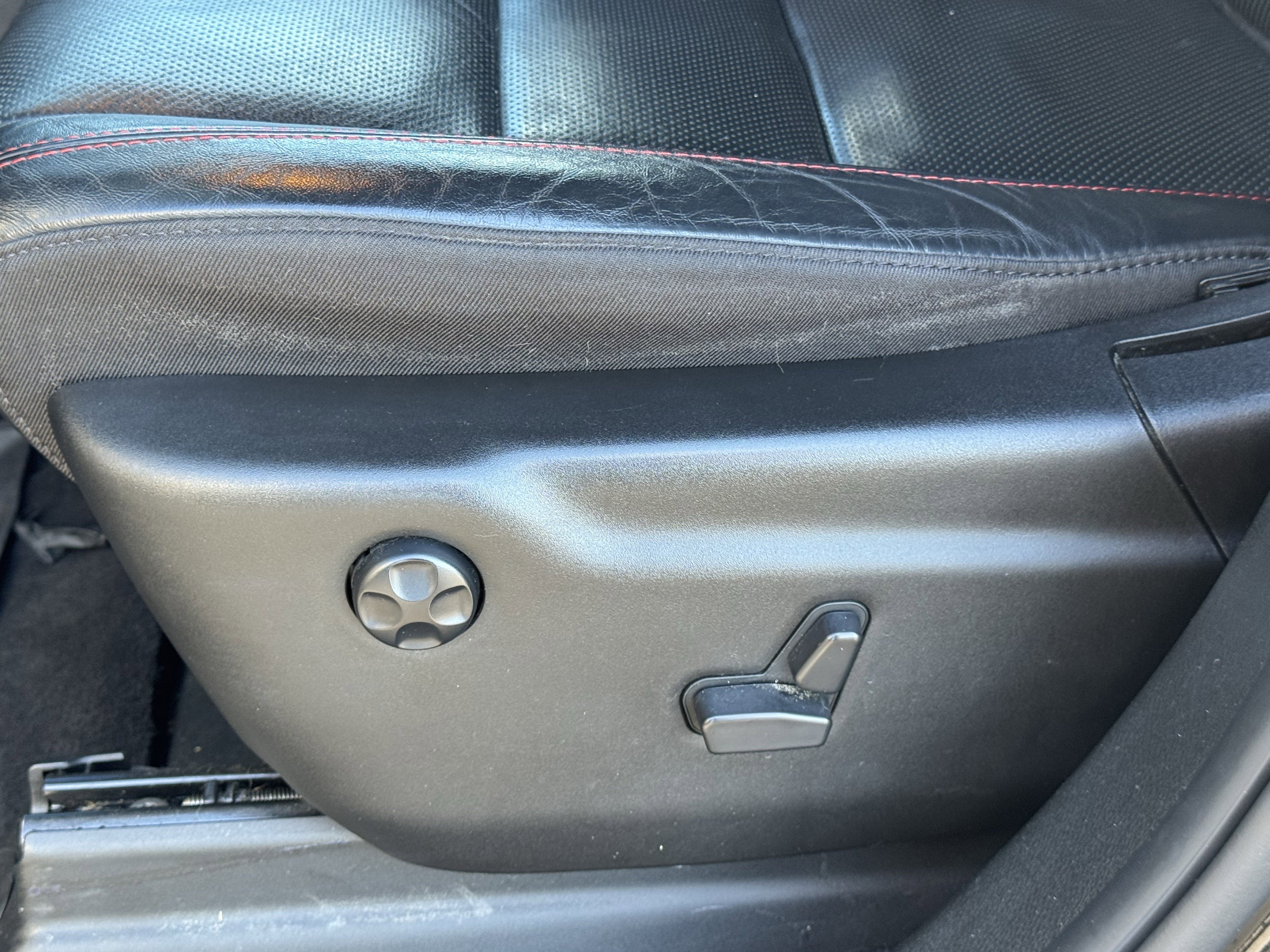 Used 2023 Dodge Durango R/T image 28