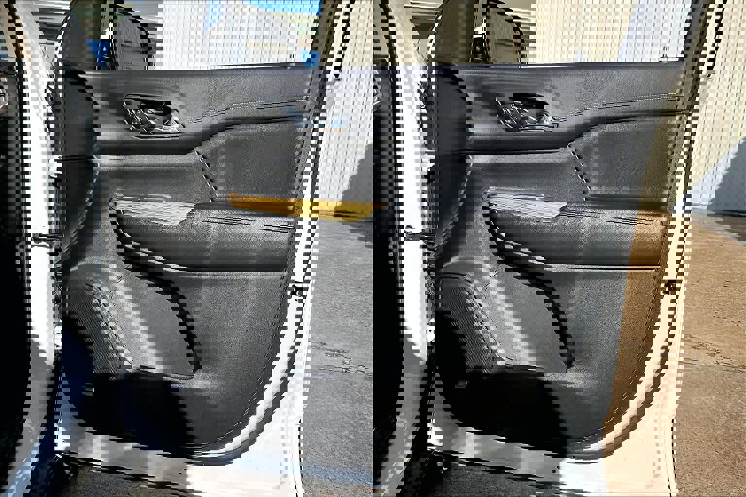 Used 2019 GMC Acadia Denali image 21