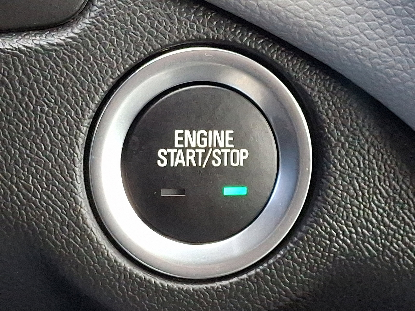 Used 2023 Chevrolet Equinox LT image 24