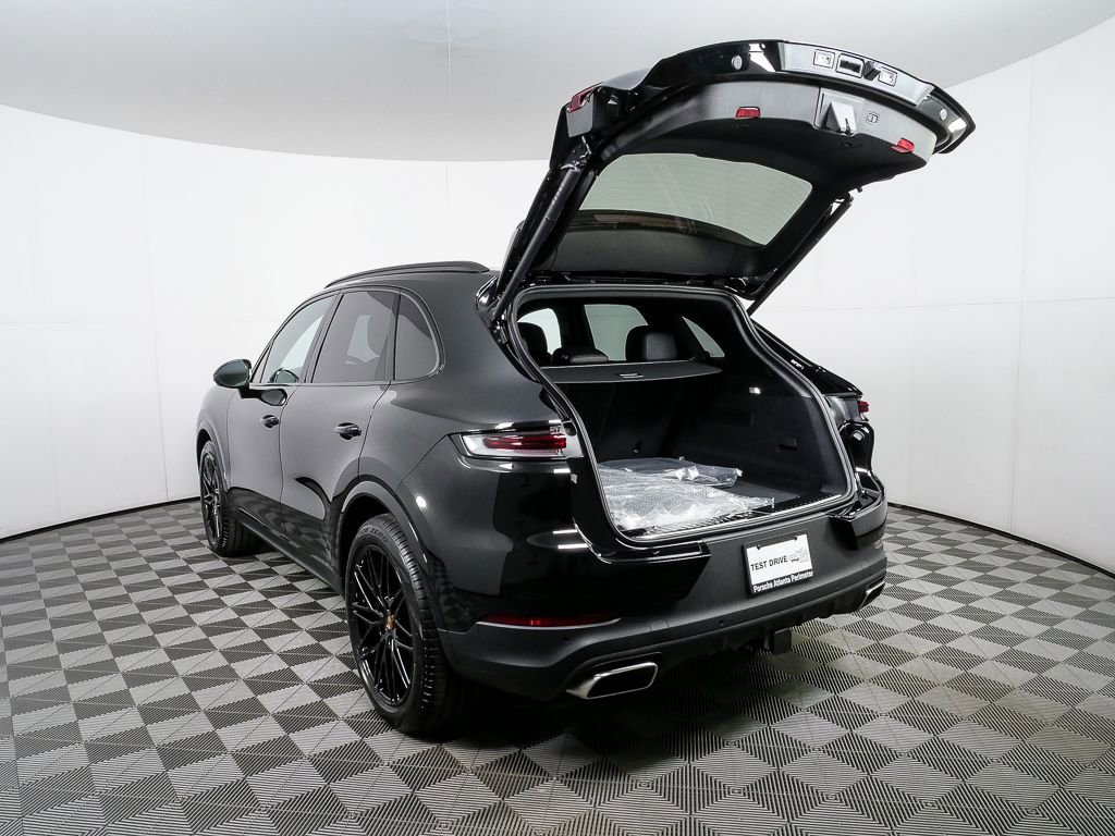 New 2026 Porsche Cayenne image 34