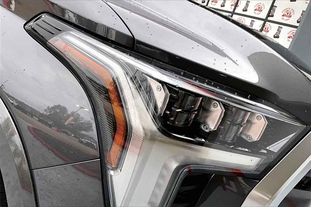 New 2026 Toyota Tundra Limited image 21