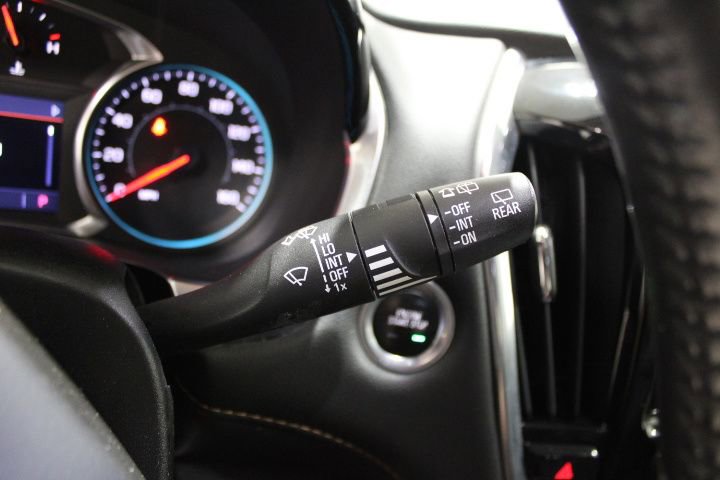 Used 2020 Chevrolet Traverse LT w/ LT Premium Package AWD/4WD image 45