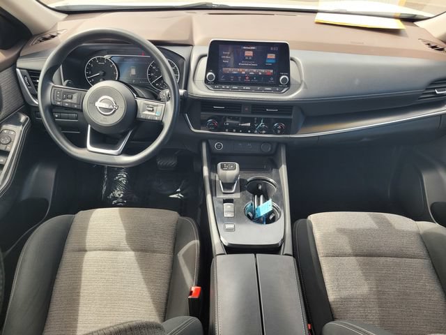 Certified 2023 Nissan Rogue SV FWD image 16