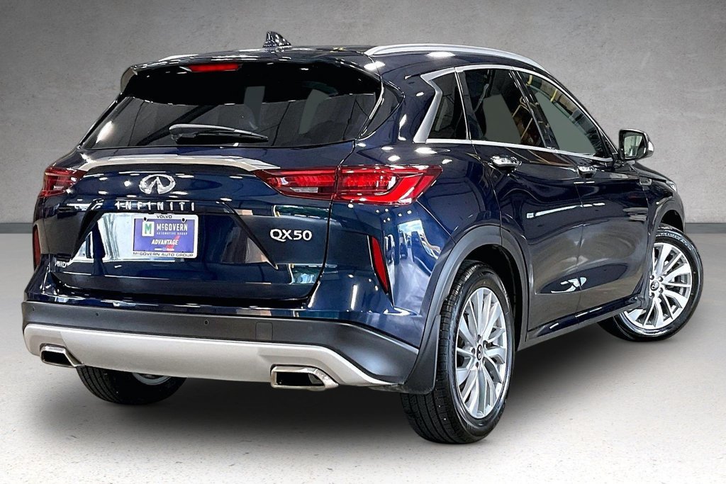 Used 2023 INFINITI QX50 Luxe AWD/4WD image 7