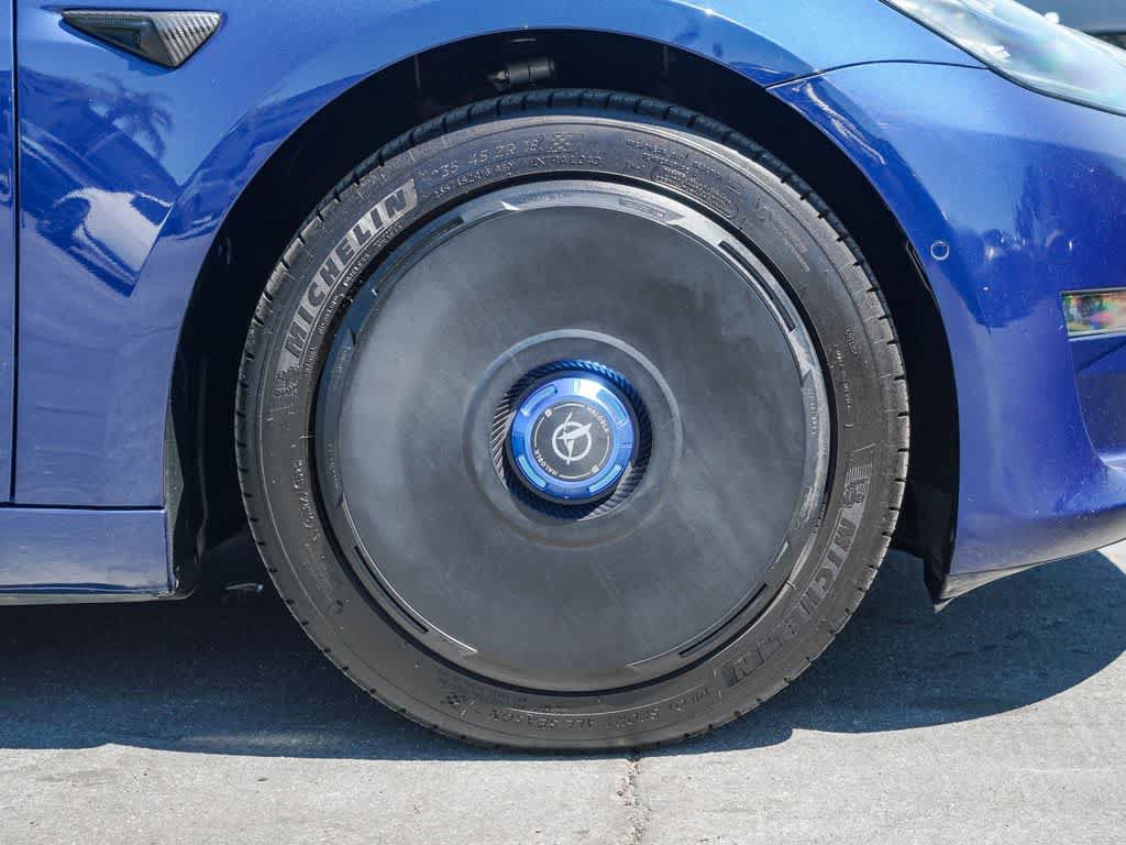 Used 2020 Tesla Model 3 Standard Range Plus RWD image 9