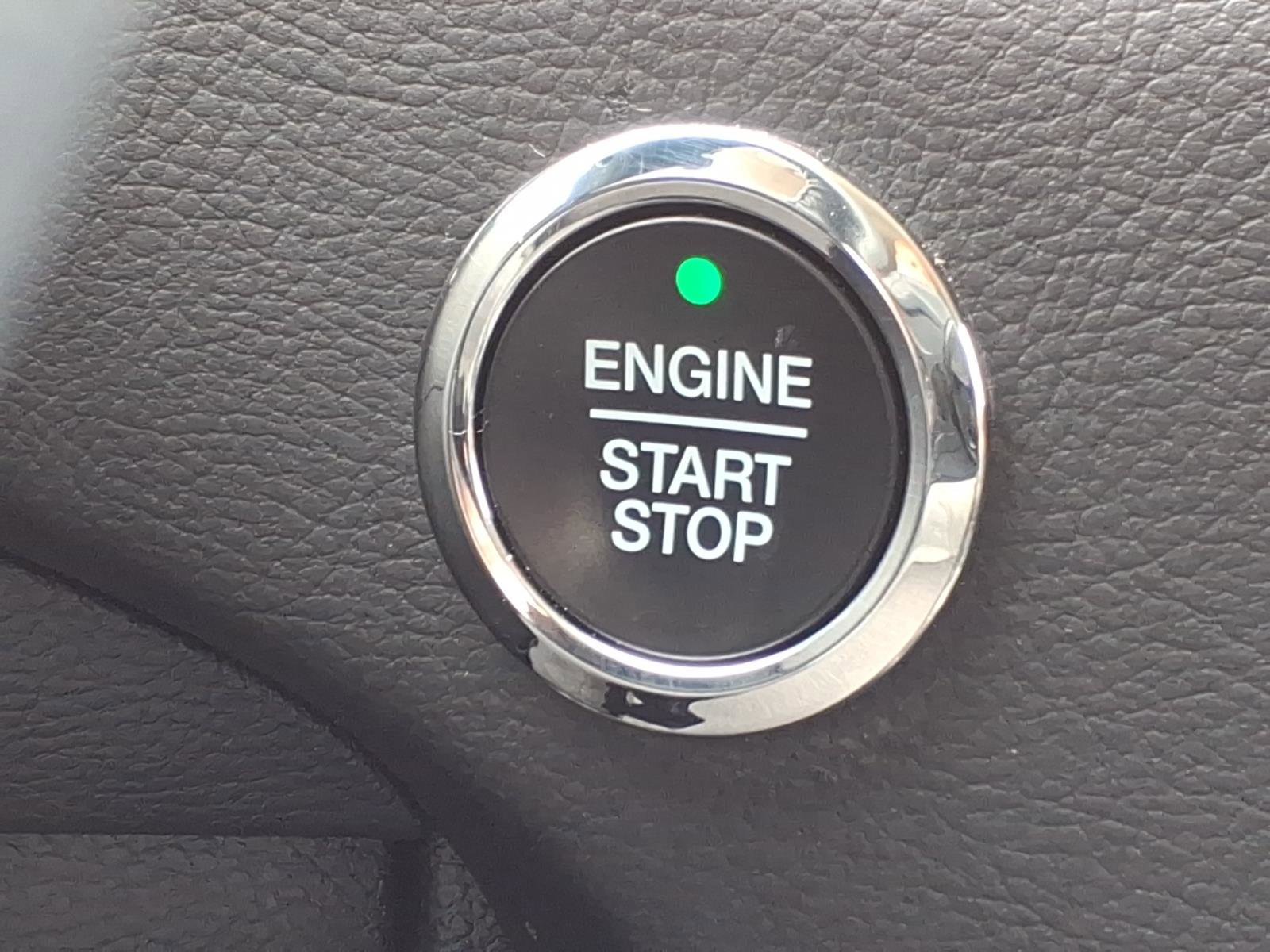 Used 2024 Ford Edge Titanium image 22