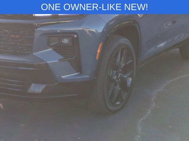 Used 2025 Chevrolet Traverse RS image 9
