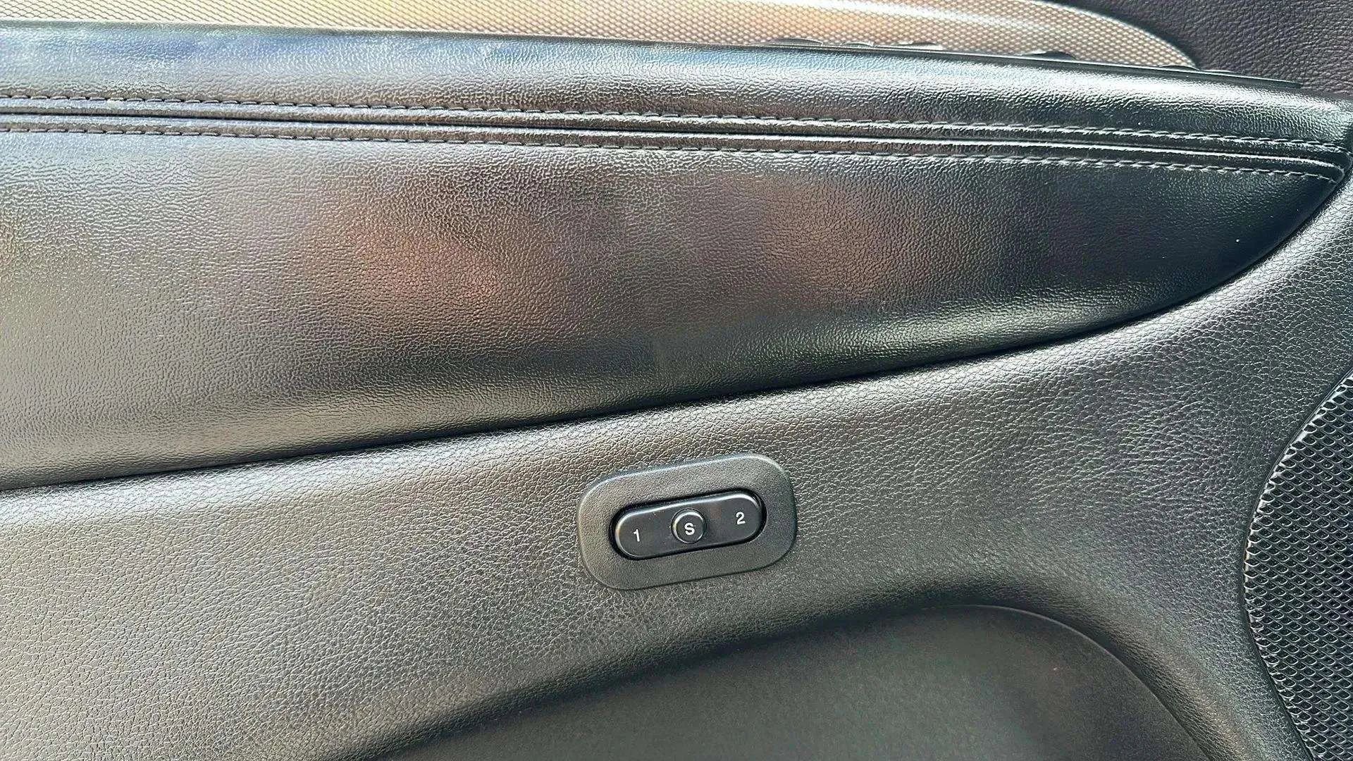 Used 2020 Dodge Durango GT image 16